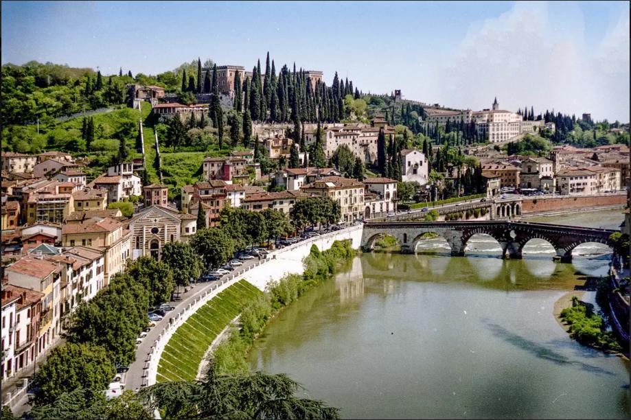 B&B Borgo Re Teodorico Verona Exterior photo